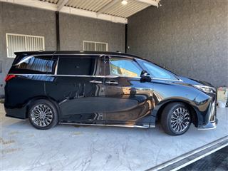 2024 LEXUS LM LM500h Version L / Modellista Aero / Mark Levinson photo 4