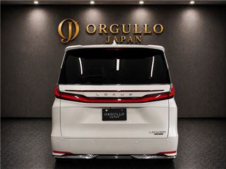 2024 LEXUS LM 500h Executive Modellista Aero with independent left and right moonroof photo 3