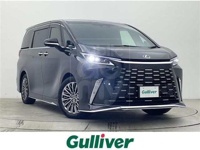 2024 LEXUS LM 500h Version L 4WD