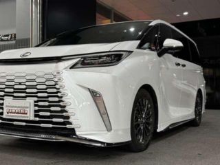 2025 LEXUS LM 500h Version L 4WD photo 3