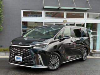 2025 LEXUS LM LM500h Version L
