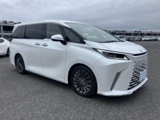 2024 LEXUS LM LM500h Version L ★ User