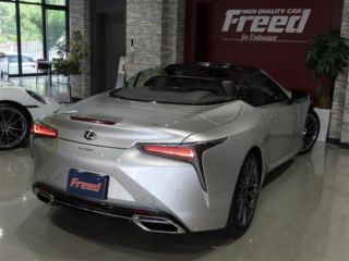 2021 LEXUS LC Convert 500 photo 3