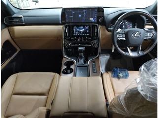 2022 LEXUS LX LX600 photo 5