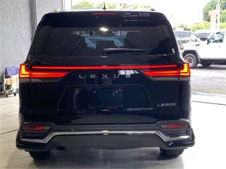 2024 LEXUS LX LX600 / Modellista Aero / Rear Entertainment / Mark Levinson photo 3