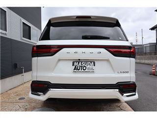 2024 LEXUS LX 600 4WD photo 2