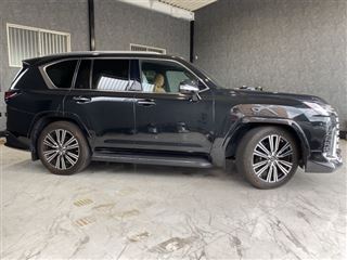 2023 LEXUS LX LX600 / Modellista Aero / COOLBOX / Mark Levinson photo 4
