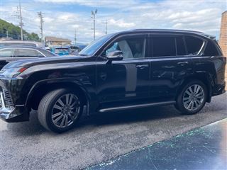 2023 LEXUS LX LX600 Executive / Mark Levinson / COOLBOX photo 5