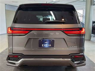 2024 LEXUS LX 600 4WD photo 5