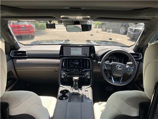 2024 LEXUS LX LX600 4WD 7-seater photo 3
