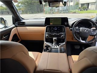 2022 LEXUS LX LX600 4WD photo 3
