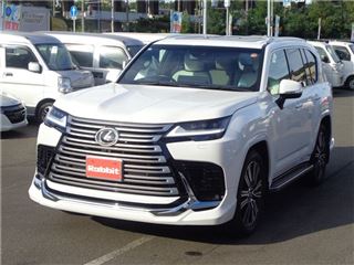 2023 LEXUS LX 600 base photo 5
