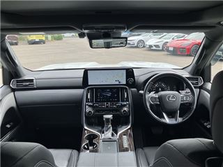 2023 LEXUS LX LX600 4WD photo 3