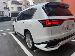 2024 LEXUS LX 600 4WD photo 2