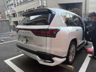 2024 LEXUS LX 600 4WD photo 4