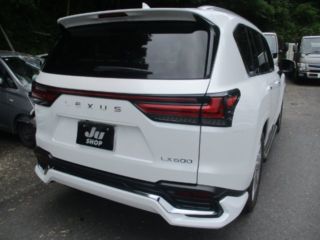 2022 LEXUS LX <Bass> photo 2