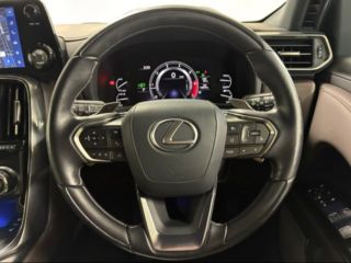 2023 LEXUS LX <Bass> photo 5