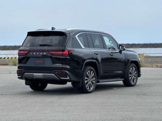 2026 LEXUS LX 600 4WD photo 2