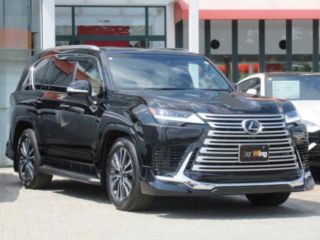 2023 LEXUS LX LX600 photo 3