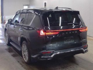 2023 LEXUS LX LX600 photo 2