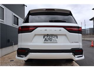 2026 LEXUS LX 700h 4WD photo 2