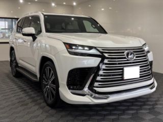 2026 LEXUS LX 700h 4WD photo 2