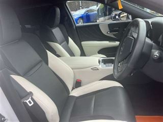 2023 LEXUS LS 500 F Sport photo 2