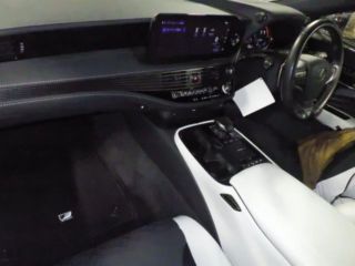 2021 LEXUS LS LS500 F Sport photo 3