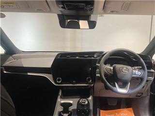 2023 LEXUS RZ RZ450e version L4WD photo 3