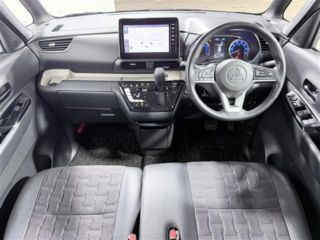 2023 MITSUBISHI DELICA MINI G Premium photo 3