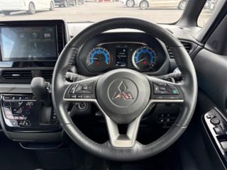 2023 MITSUBISHI DELICA MINI T Premium photo 5