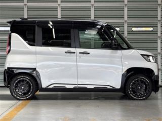 2023 MITSUBISHI DELICA MINI T Premium photo 4