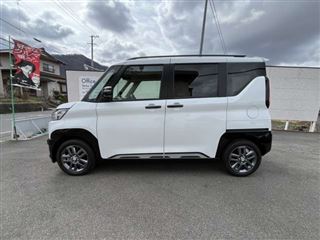 2023 MITSUBISHI DELICA MINI 660 T Premium 4WD photo 3