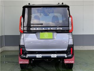 2024 MITSUBISHI DELICA MINI 660 T Premium 4WD photo 2