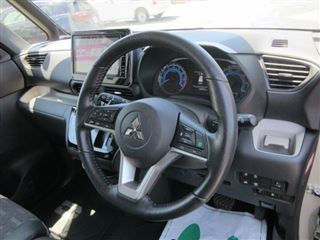2024 MITSUBISHI DELICA MINI T Premium photo 3