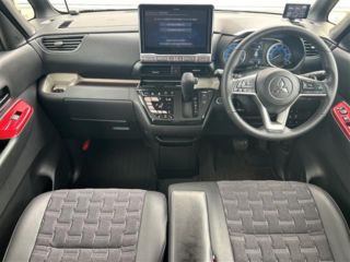 2023 MITSUBISHI DELICA MINI T Premium 4WD photo 3