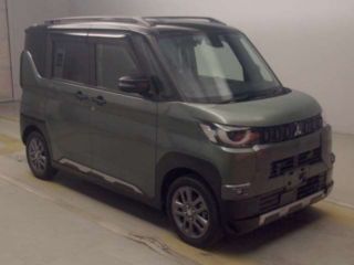 2023 MITSUBISHI DELICA MINI T Premium 4WD photo 3
