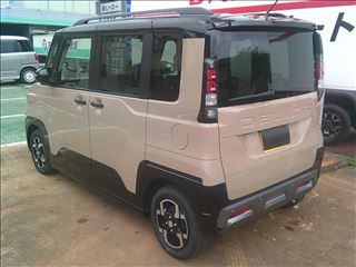 2026 MITSUBISHI DELICA MINI G Premium with roof rails photo 2