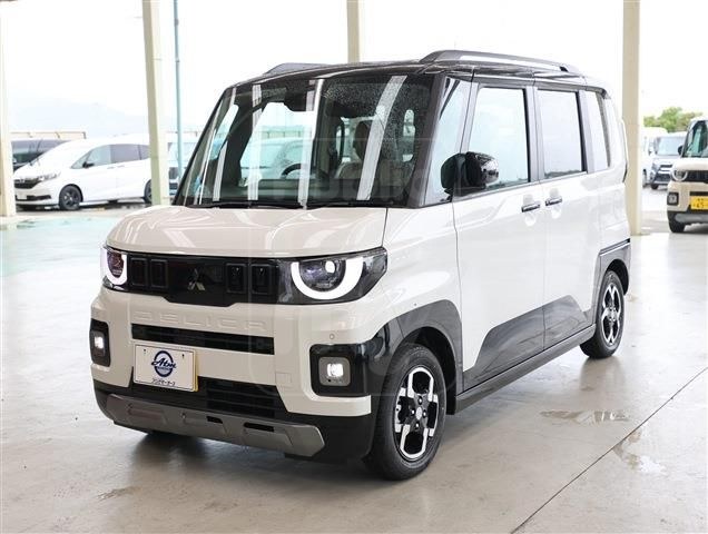 2026 MITSUBISHI DELICA MINI T Premium Two-Tone