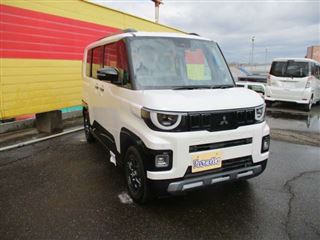 2026 MITSUBISHI DELICA MINI 660 T Premium 4WD photo 3