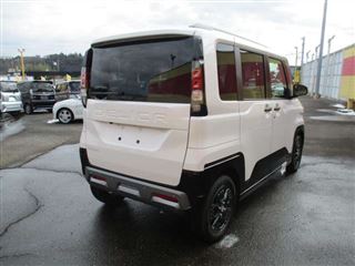 2026 MITSUBISHI DELICA MINI 660 T Premium 4WD photo 5