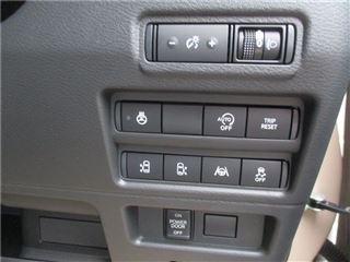 2026 MITSUBISHI DELICA MINI 660 T Premium 4WD photo 5
