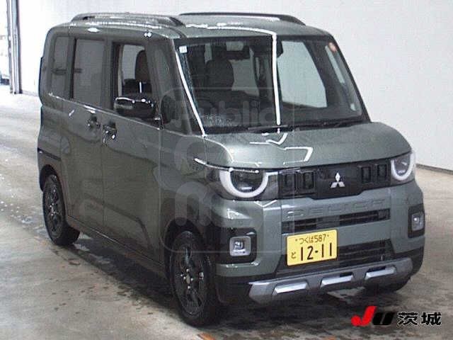 2025 MITSUBISHI DELICA MINI 4WD T Premium Deli Package