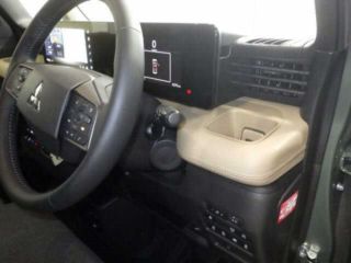 2025 MITSUBISHI DELICA MINI 4WD T Premium Deli Package photo 5