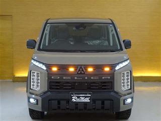 2026 MITSUBISHI DELICA D:5 2.2 P Diesel Turbo 4WD photo 5