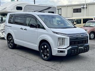 2026 MITSUBISHI DELICA D:5 P photo 4