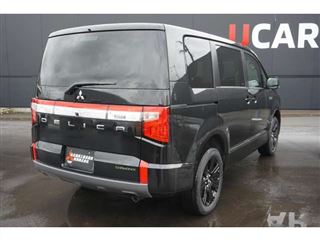 2025 MITSUBISHI DELICA D:5 2.2 Chamonix, equipped with electric side steps, diesel turbo, 4WD photo 5