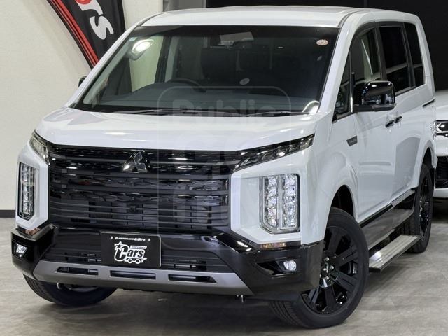 2025 MITSUBISHI DELICA D:5 2.2 Chamonix, equipped with electric side steps, diesel turbo, 4WD