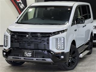 2025 MITSUBISHI DELICA D:5 2.2 Chamonix, equipped with electric side steps, diesel turbo, 4WD