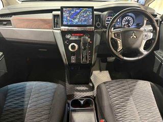 2021 MITSUBISHI DELICA D:5 P 7-seater photo 3